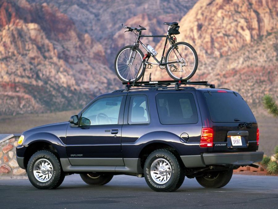 Ford Explorer Sport 2001 года  (фото 3 из 14)